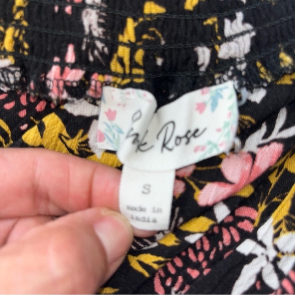 Pint Rose Floral Pants - Picture 7 of 8